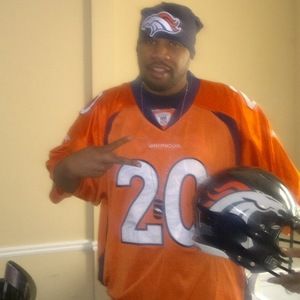 Meet your Posher, Syl